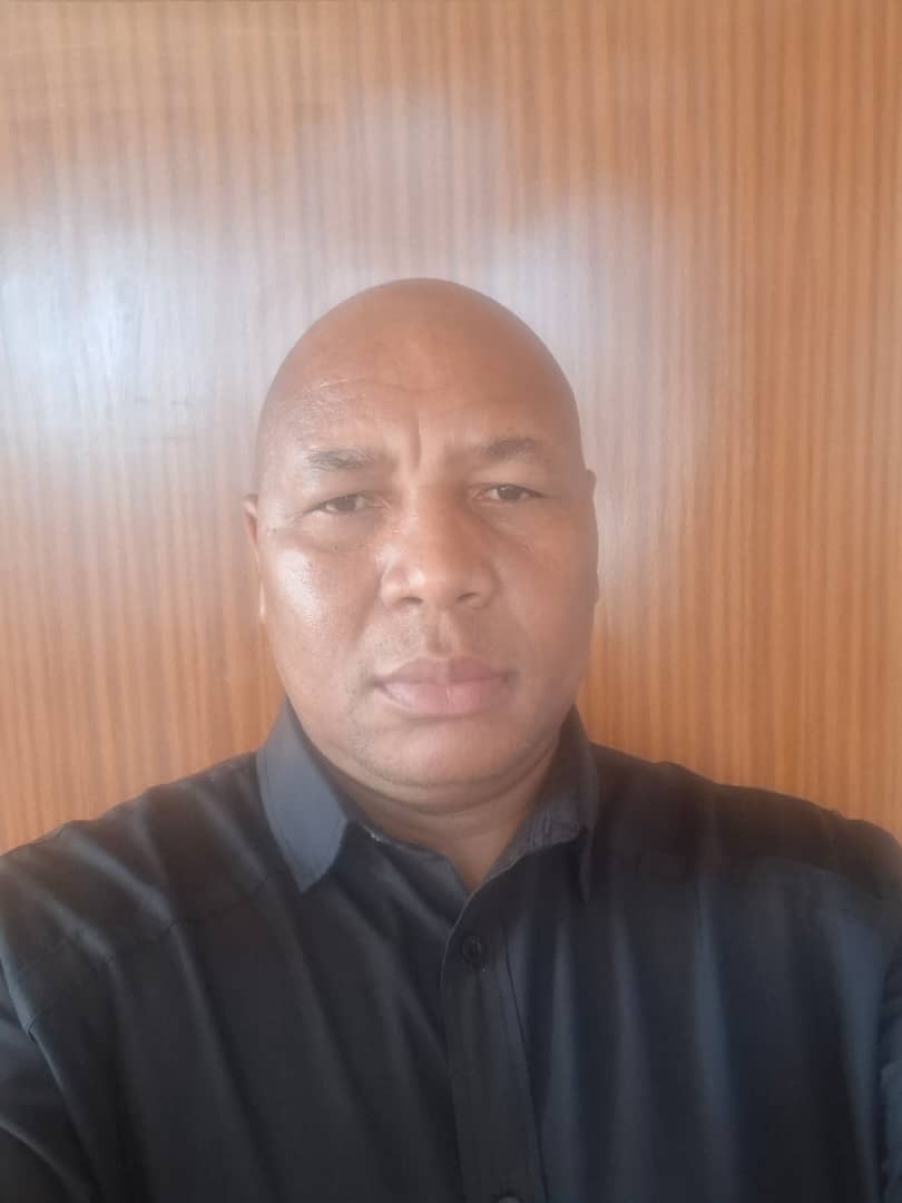 Mr Vusie Kunene